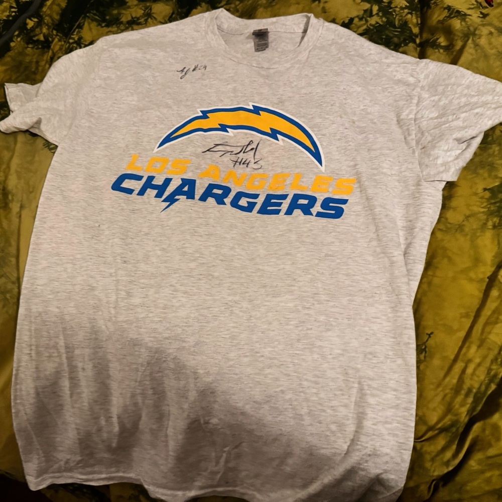 Men PRO STANDARD Los Angeles Chargers Mash Up Pro Team Shirt signed TUIPULOTU